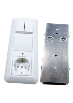 BK2VR-007A-B, Блок 3 верт.Выкл. 1 кл с подсв + Выкл.2+розетка с/з СУ