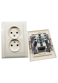 42010017,, Розетка двойная 2 м без/з кремовый встроенный монтаж